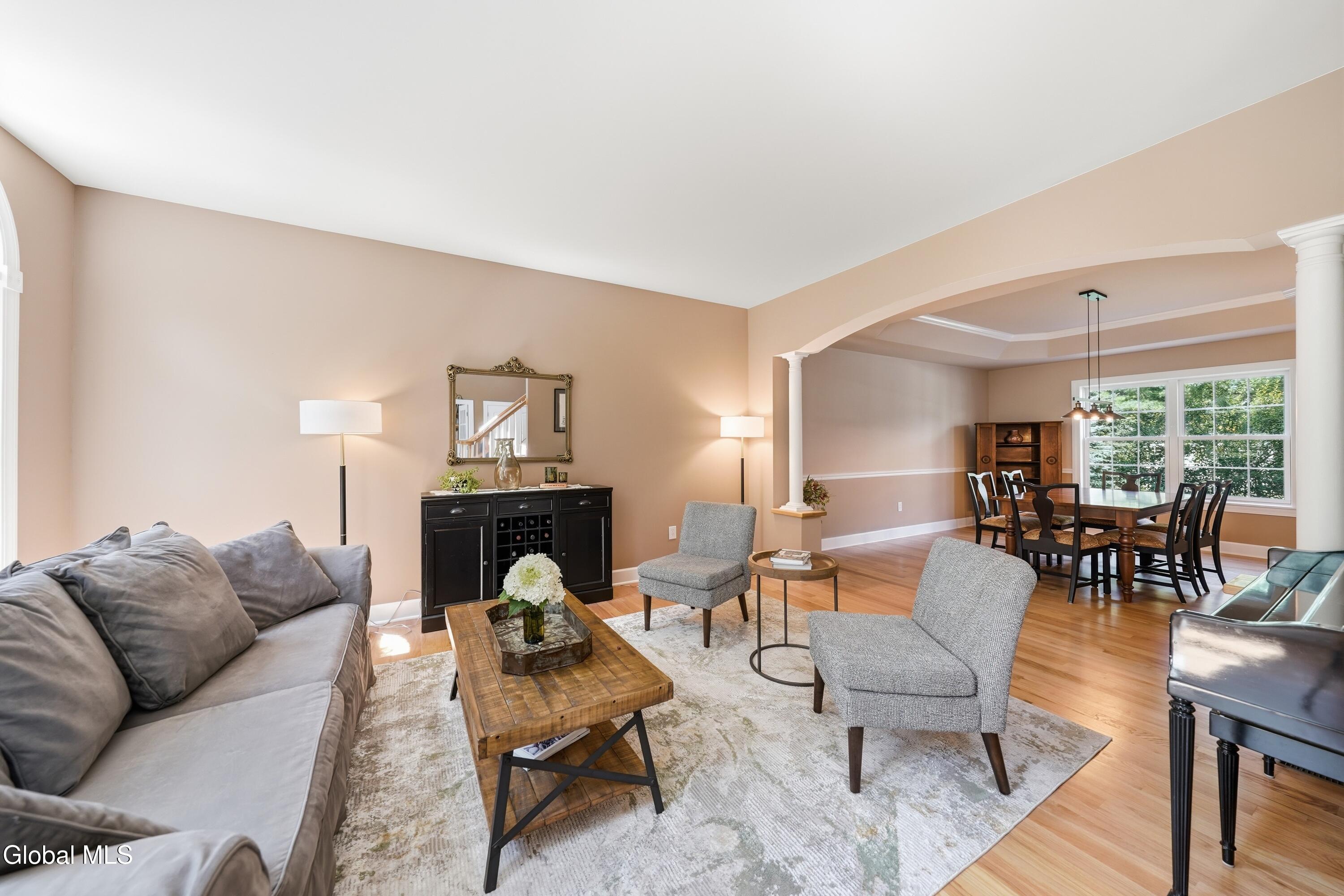 706 Penney Lane Schenectady NY 12303