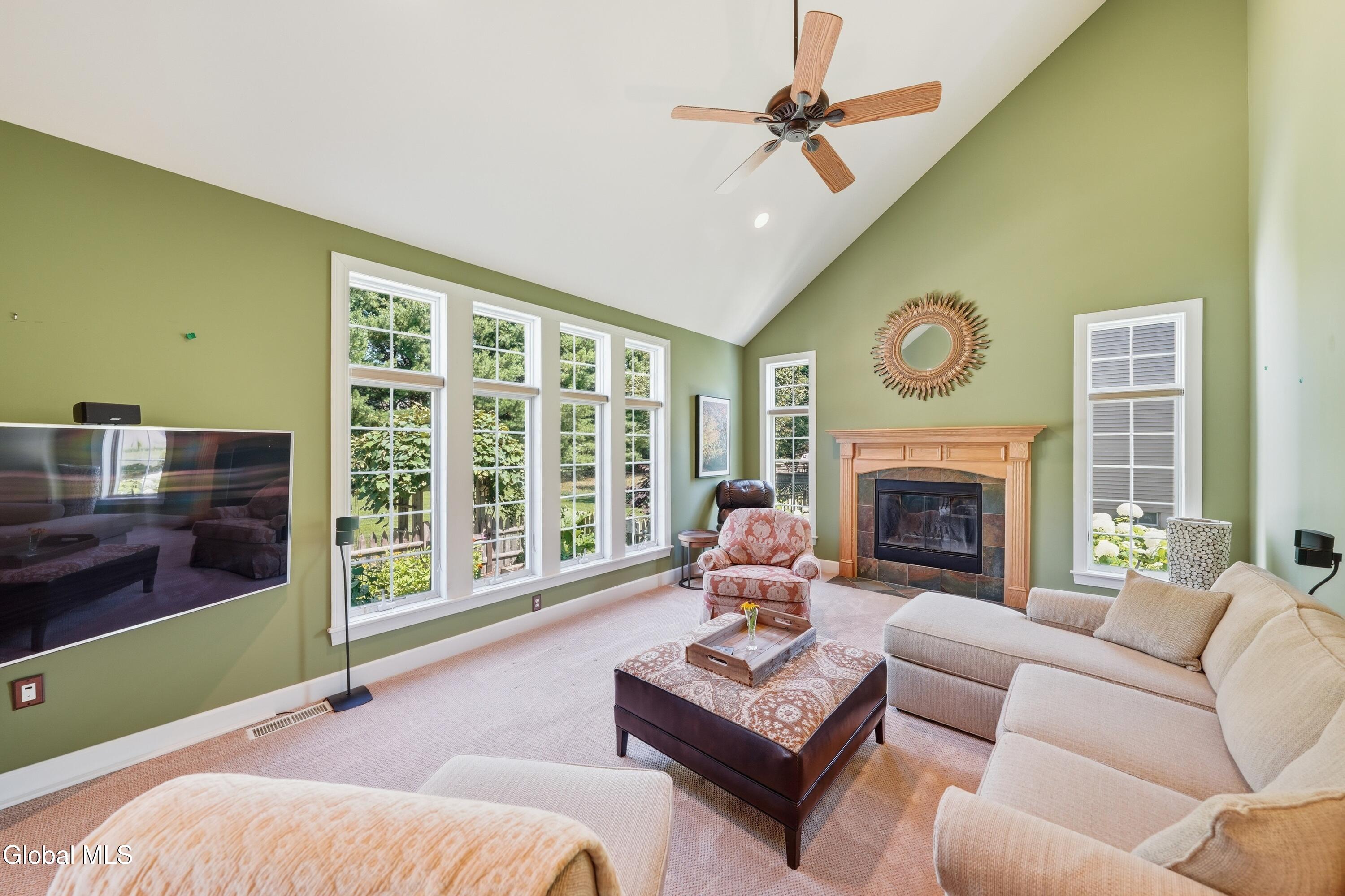 706 Penney Lane Schenectady NY 12303
