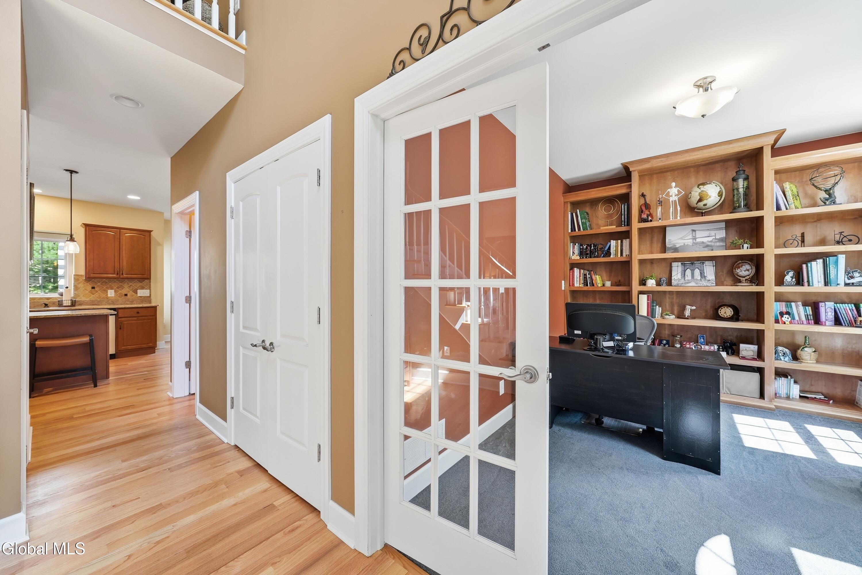 706 Penney Lane Schenectady NY 12303