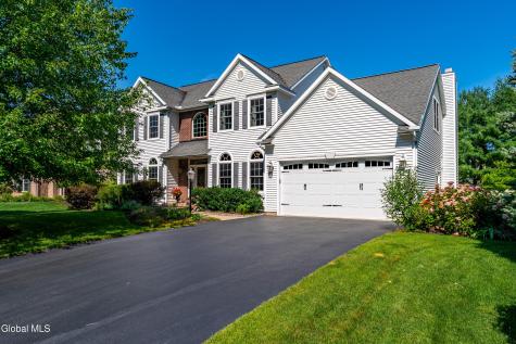 706 Penney Lane Schenectady NY 12303