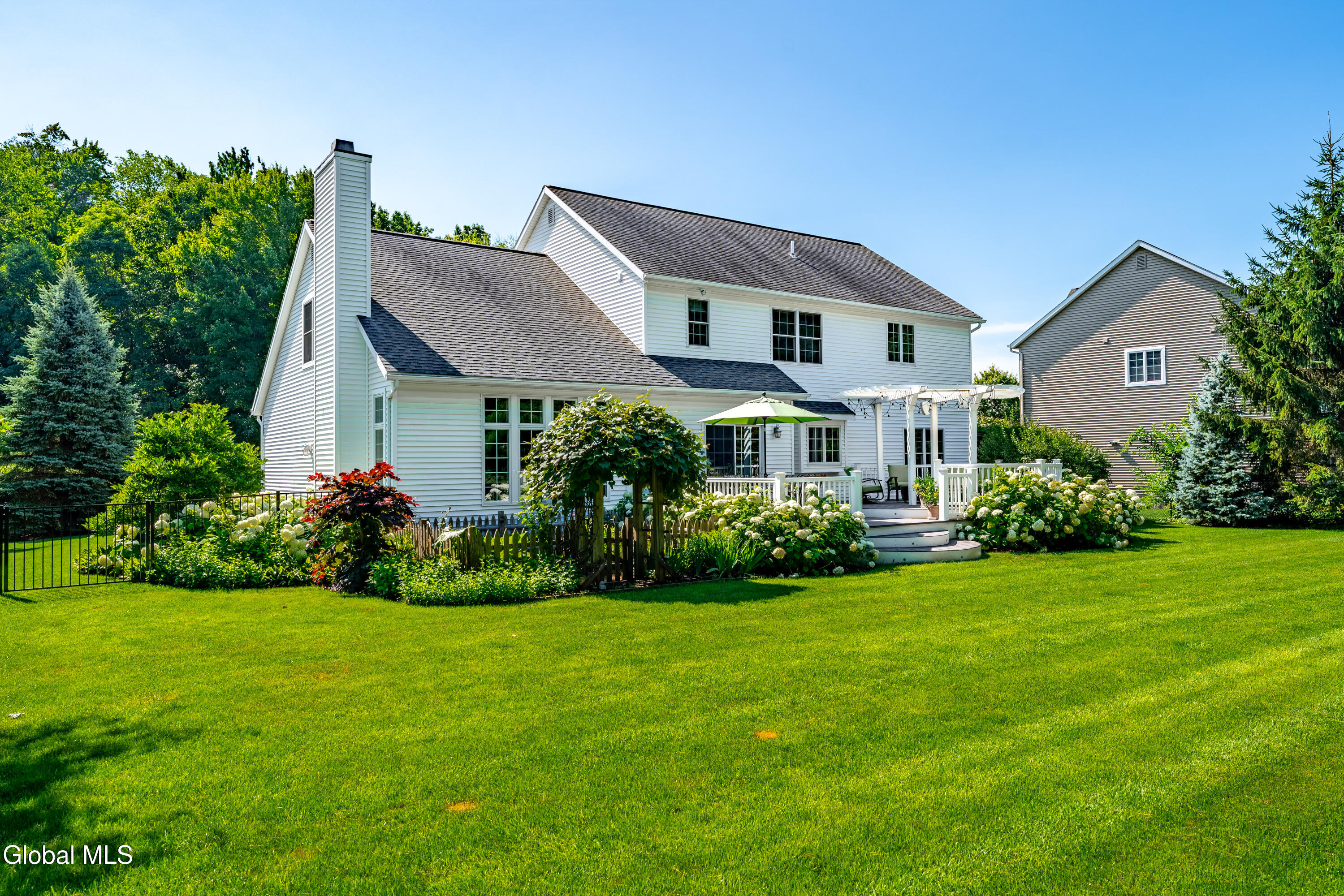 706 Penney Lane Schenectady NY 12303
