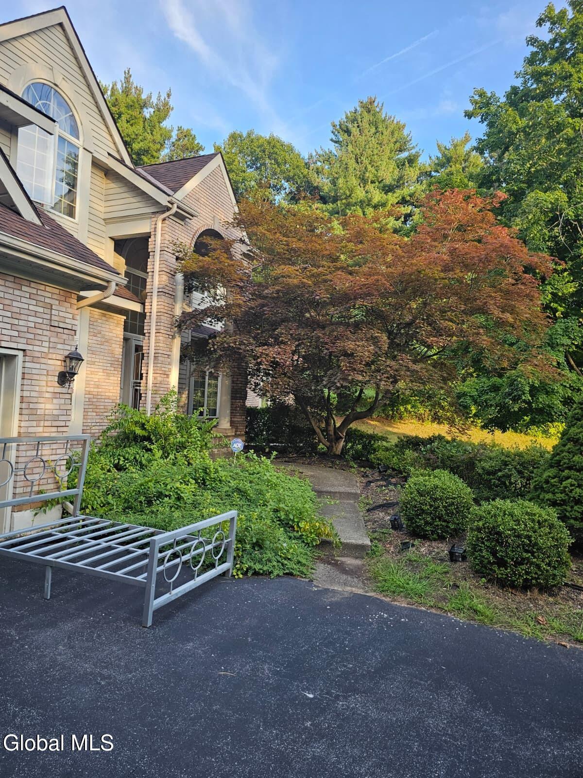 101 Old Niskayuna Road Loudonville NY 12211