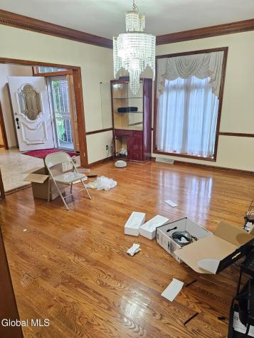 101 Old Niskayuna Road Loudonville NY 12211