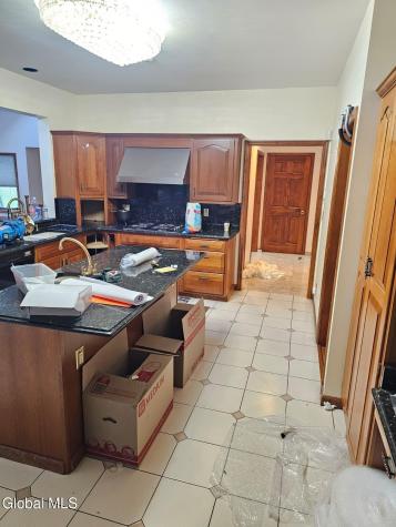 101 Old Niskayuna Road Loudonville NY 12211