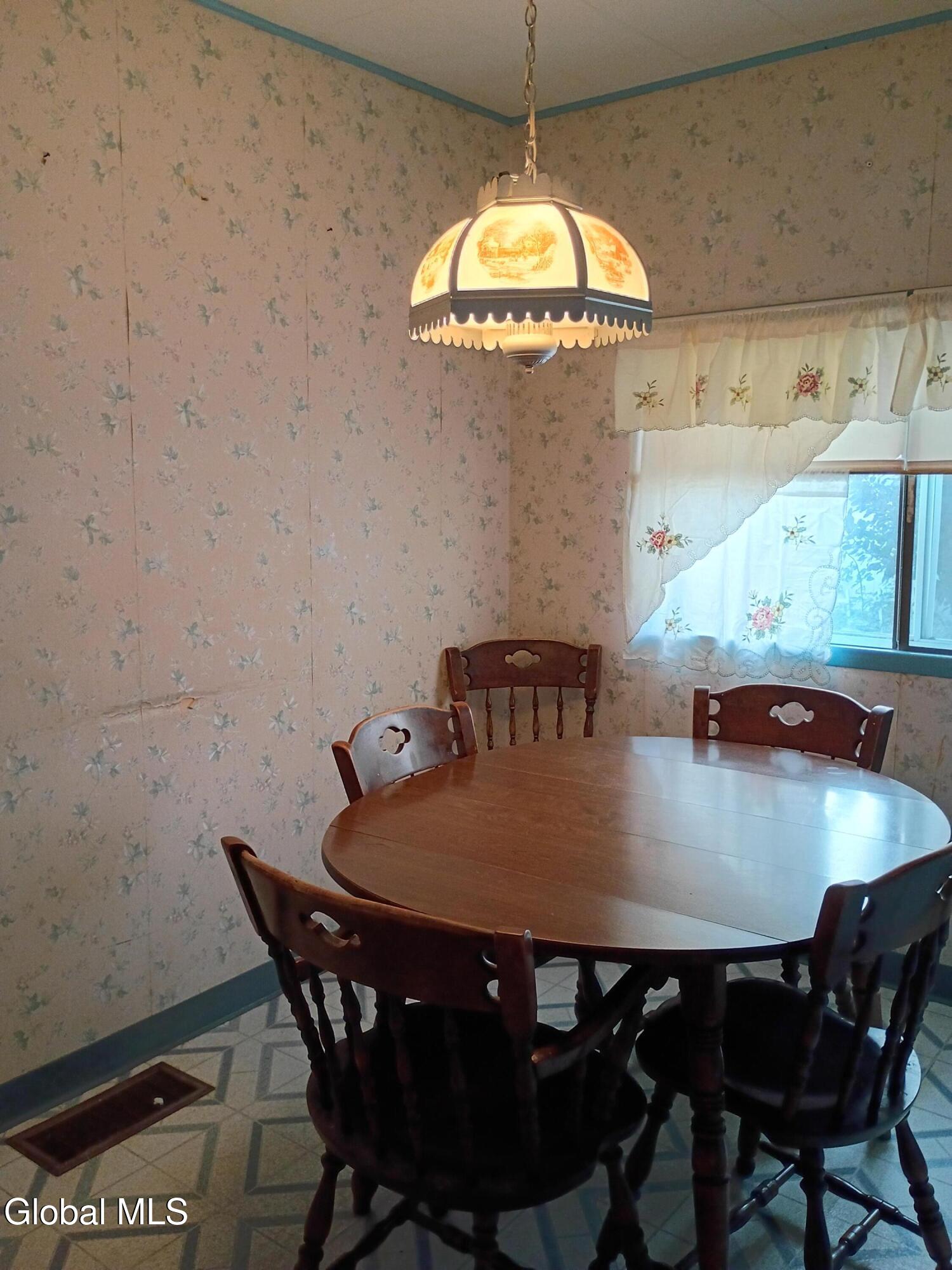520 Elliott Street Glenville NY 12302