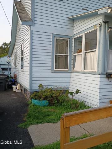 520 Elliott Street Glenville NY 12302