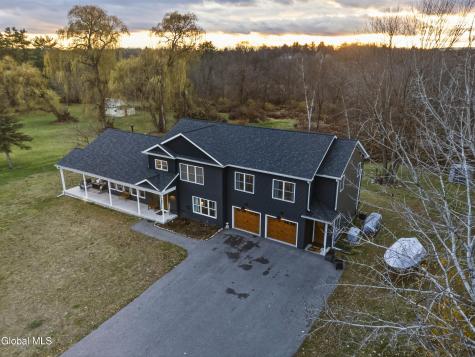 1633 W River Road Gansevoort NY 12831