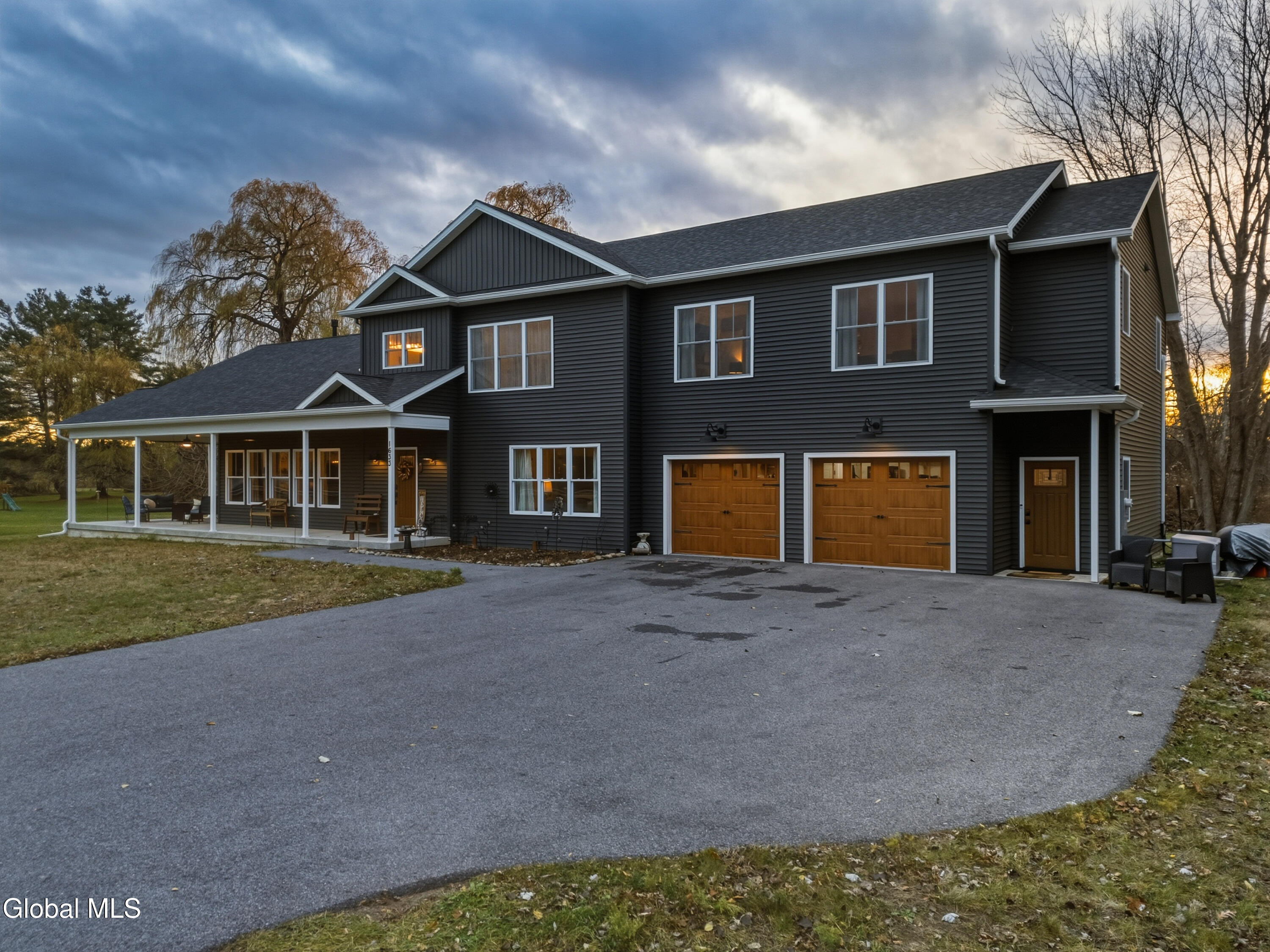 1633 W River Road Gansevoort NY 12831