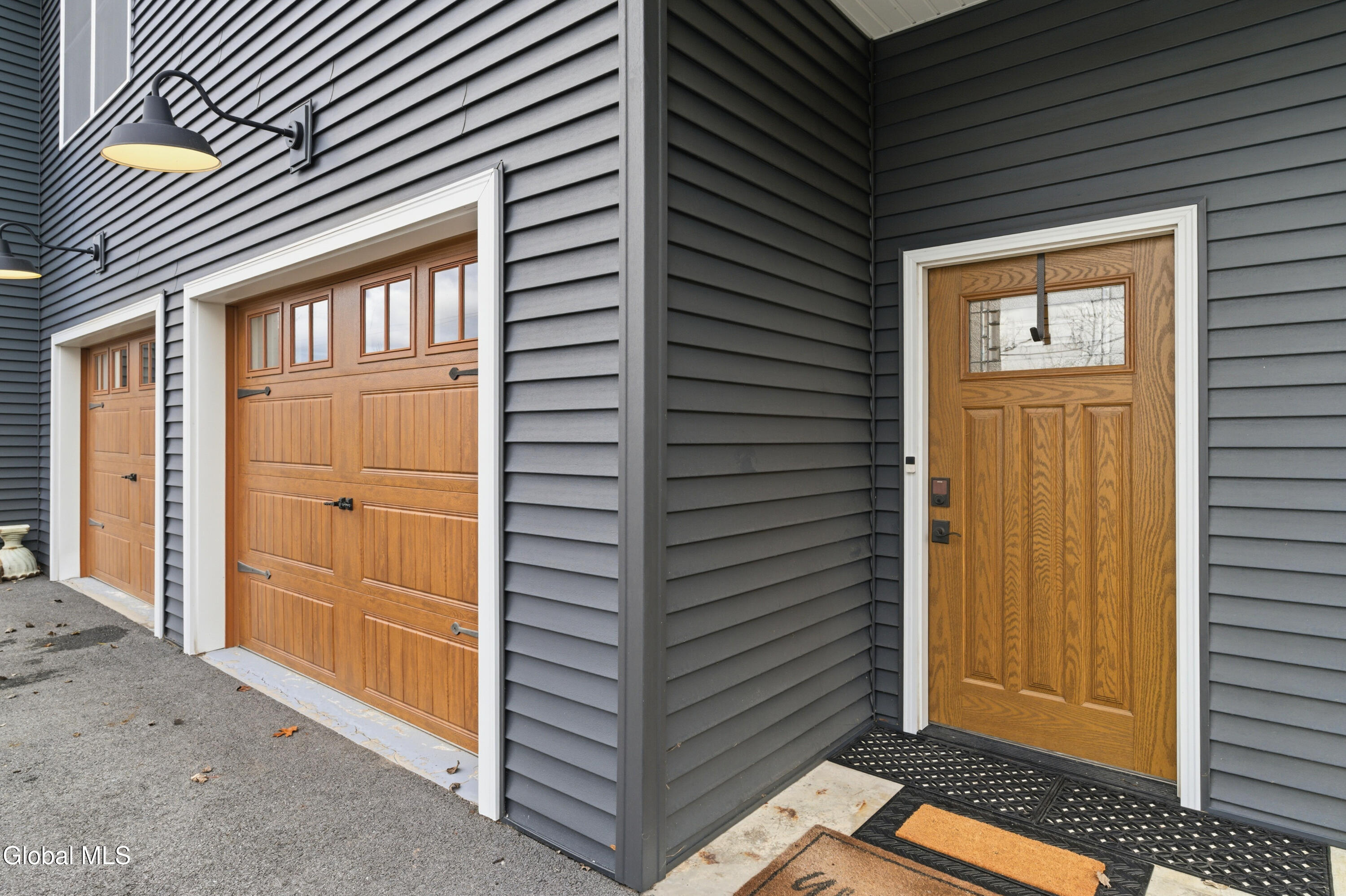 1633 W River Road Gansevoort NY 12831