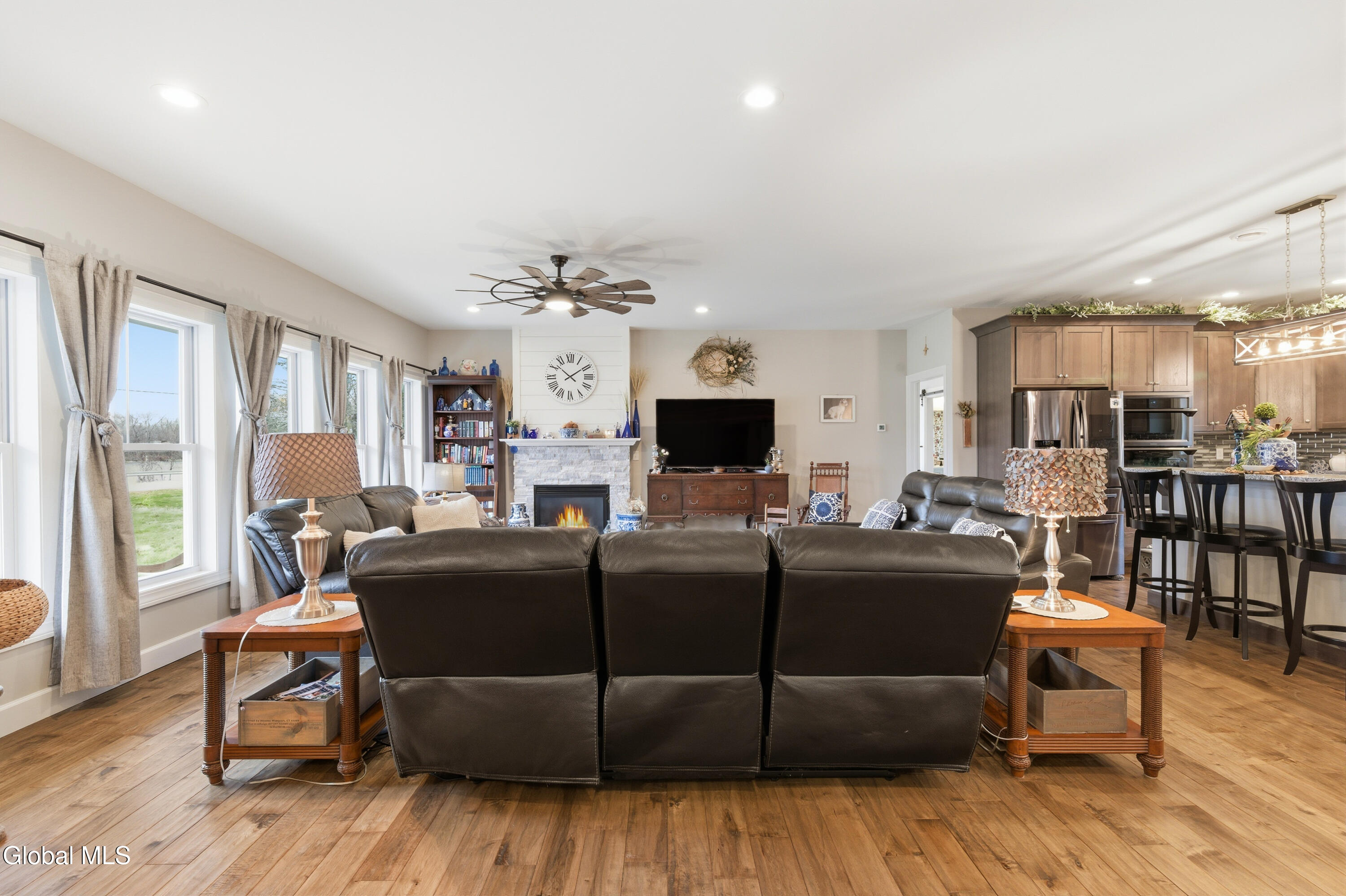 1633 W River Road Gansevoort NY 12831