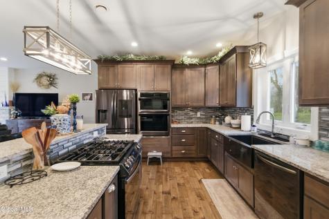 1633 W River Road Gansevoort NY 12831