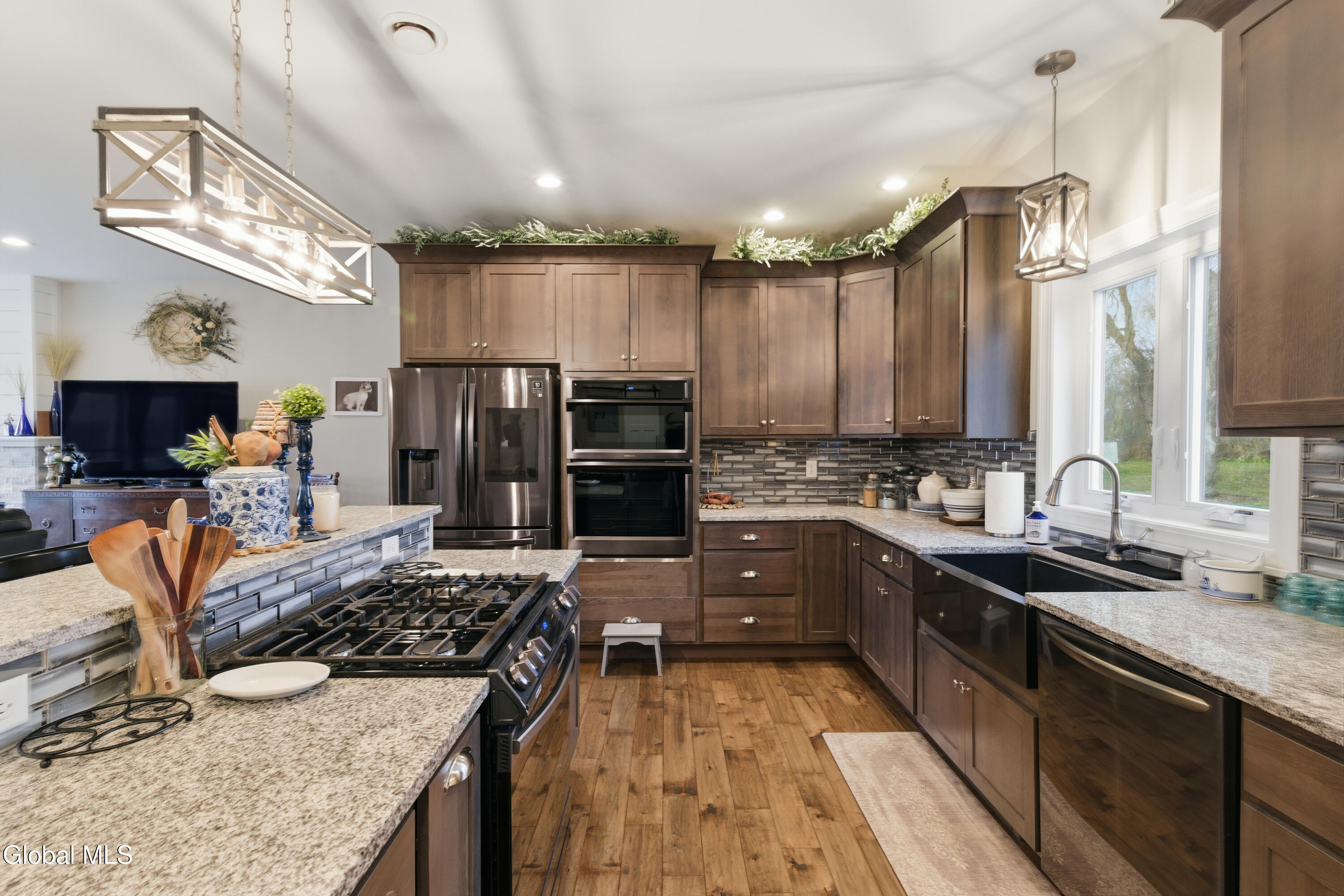 1633 W River Road Gansevoort NY 12831