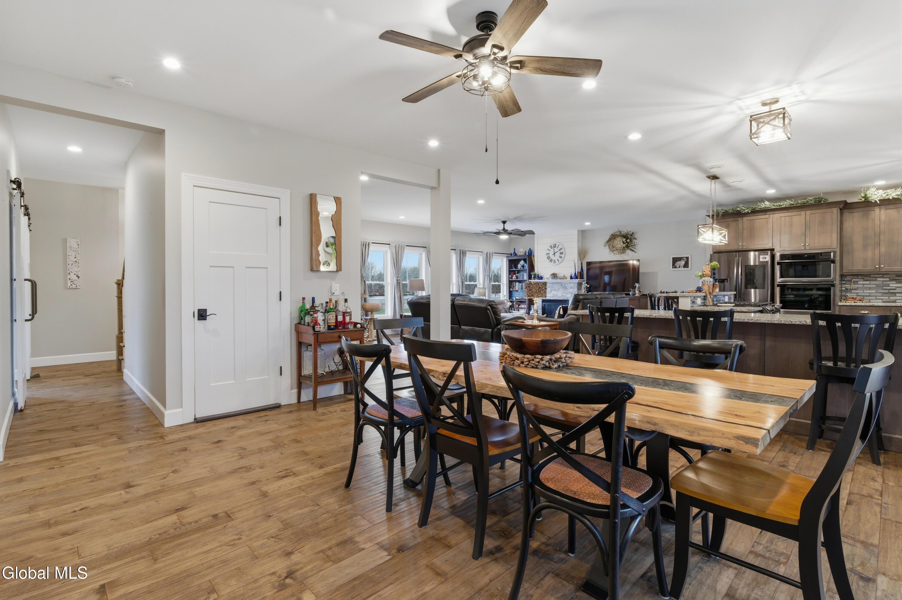 1633 W River Road Gansevoort NY 12831