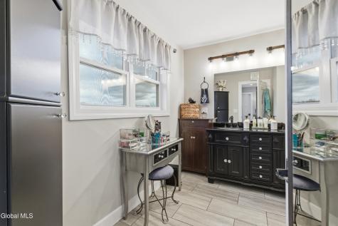 1633 W River Road Gansevoort NY 12831