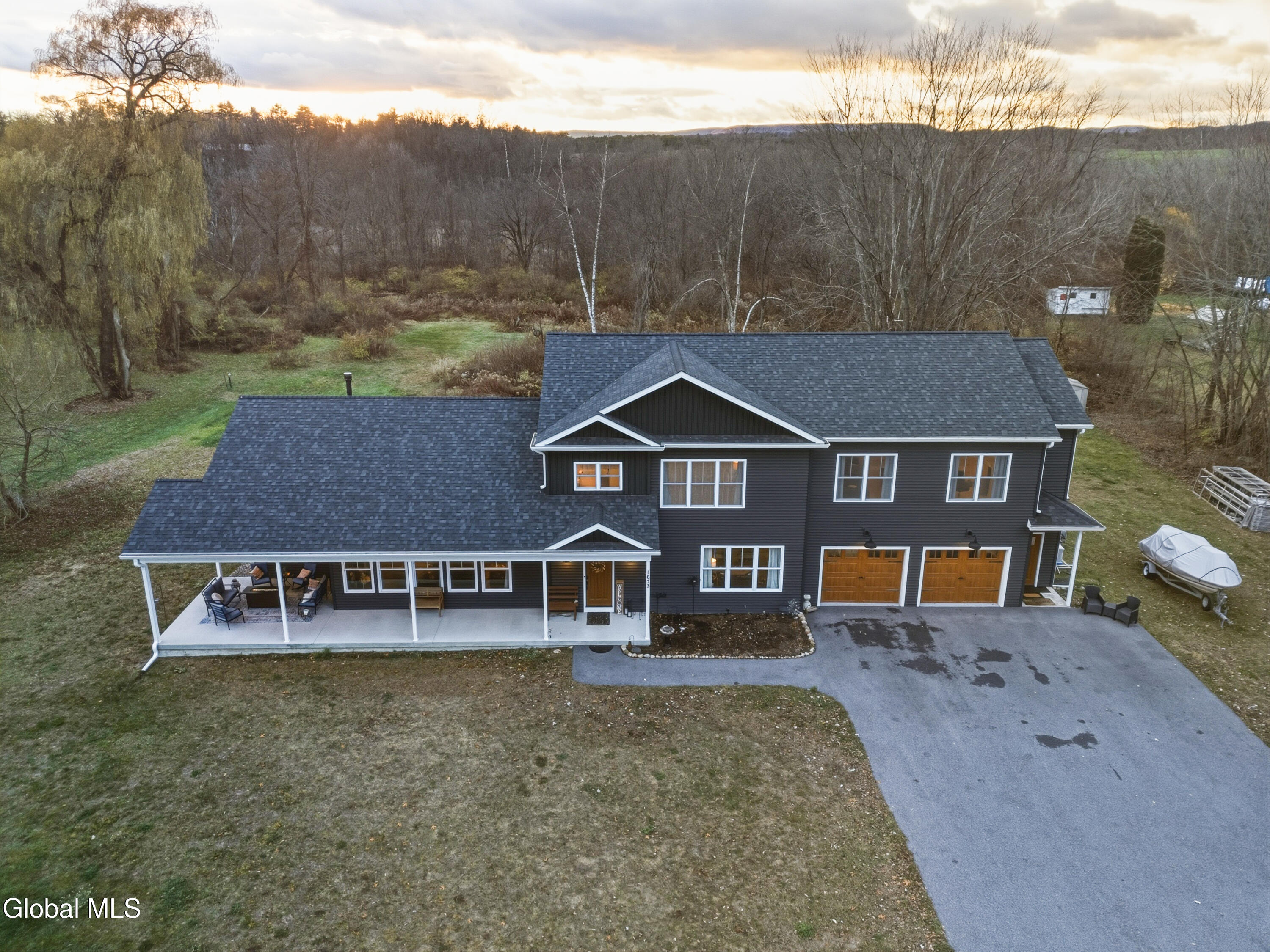 1633 W River Road Gansevoort NY 12831