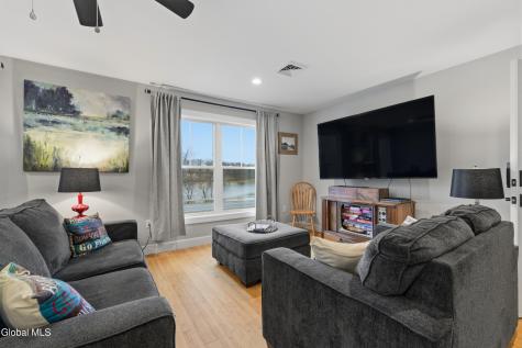 1633 W River Road Gansevoort NY 12831