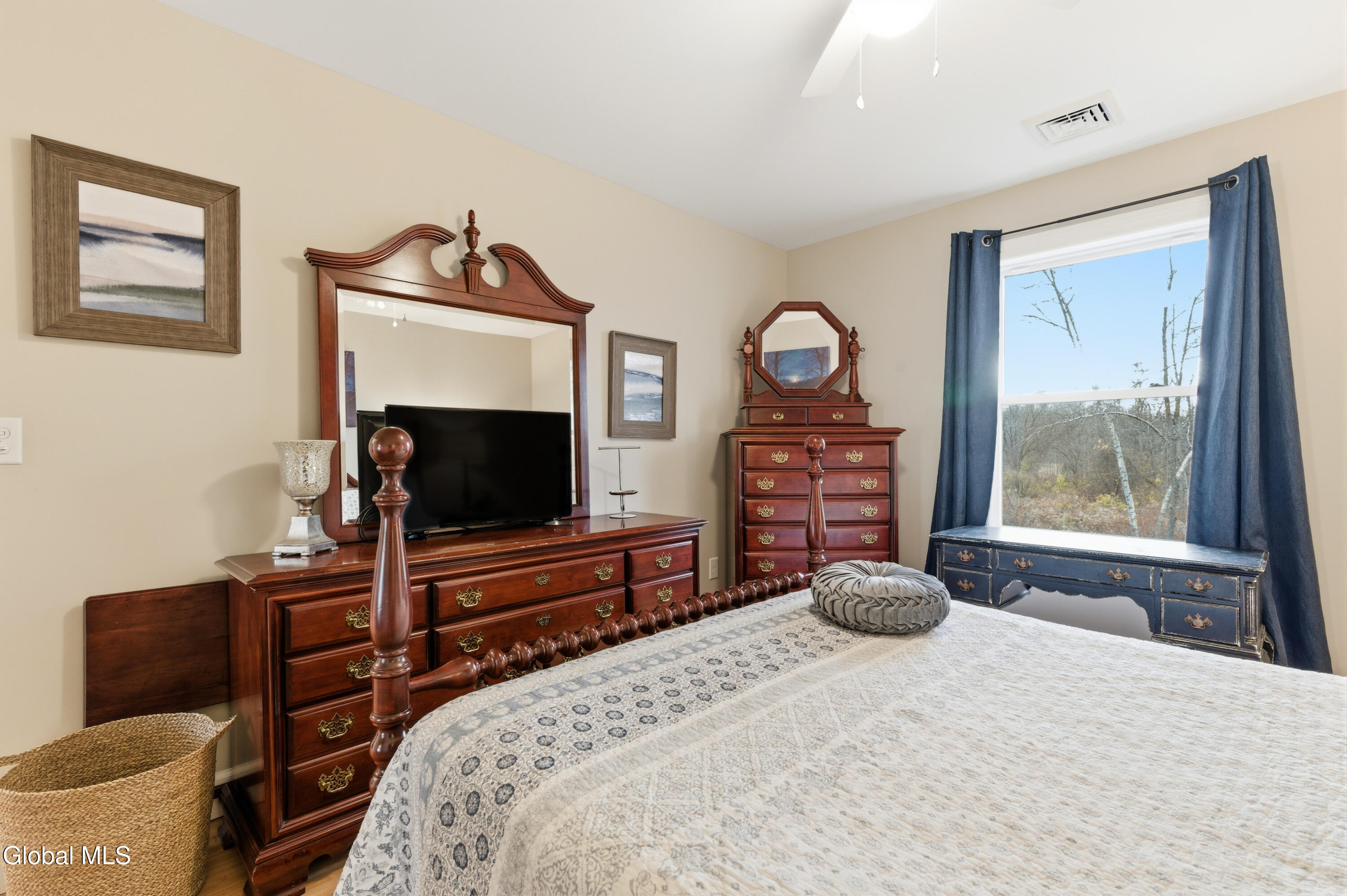 1633 W River Road Gansevoort NY 12831