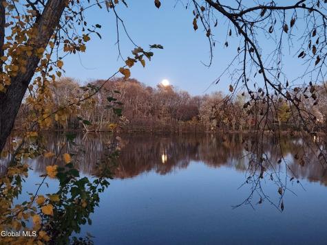 1633 W River Road Gansevoort NY 12831