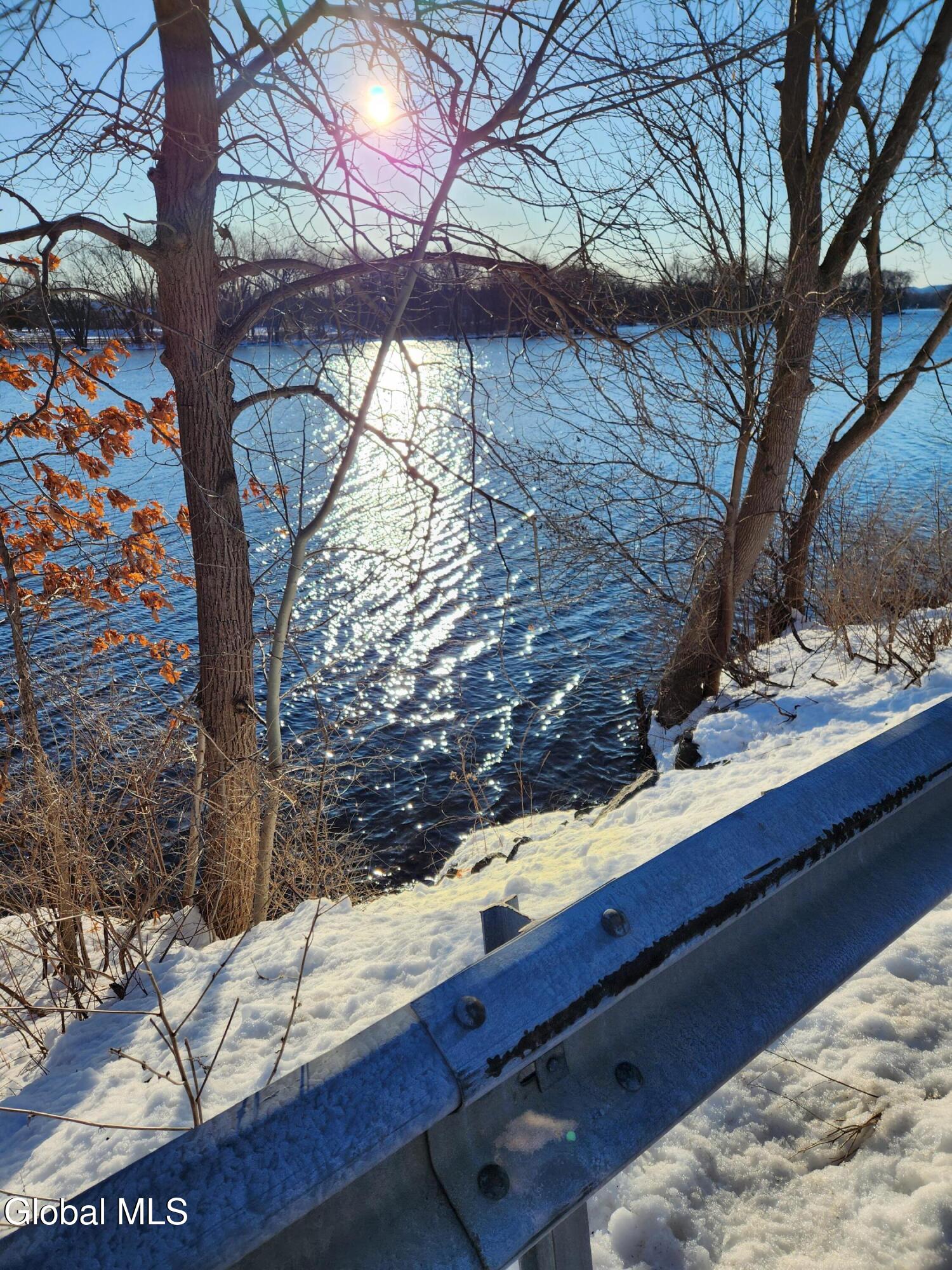 1633 W River Road Gansevoort NY 12831