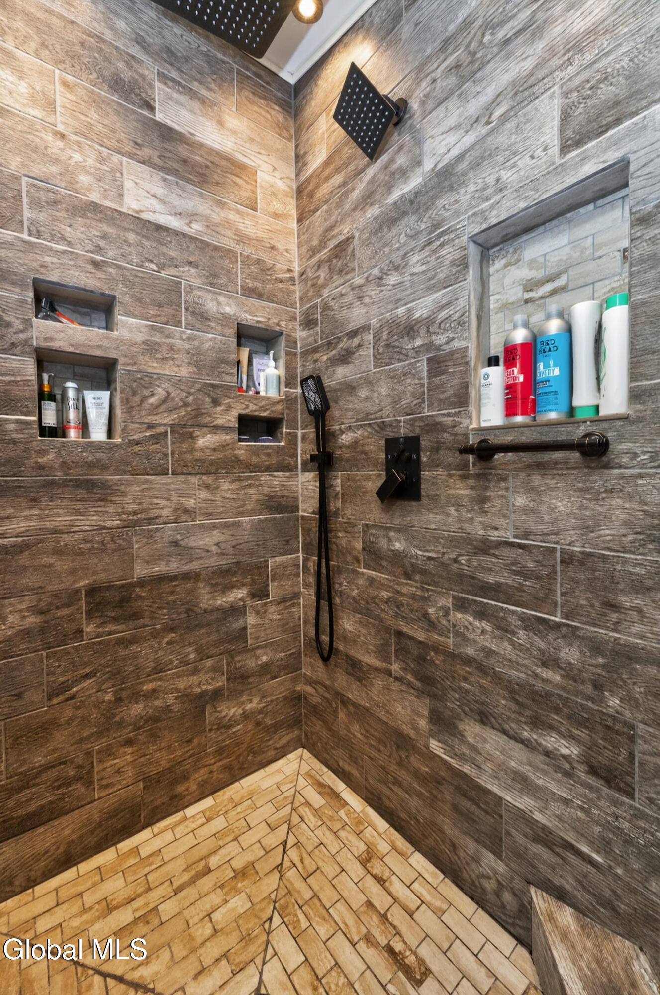160 Hidley Road Wynantskill NY 12198