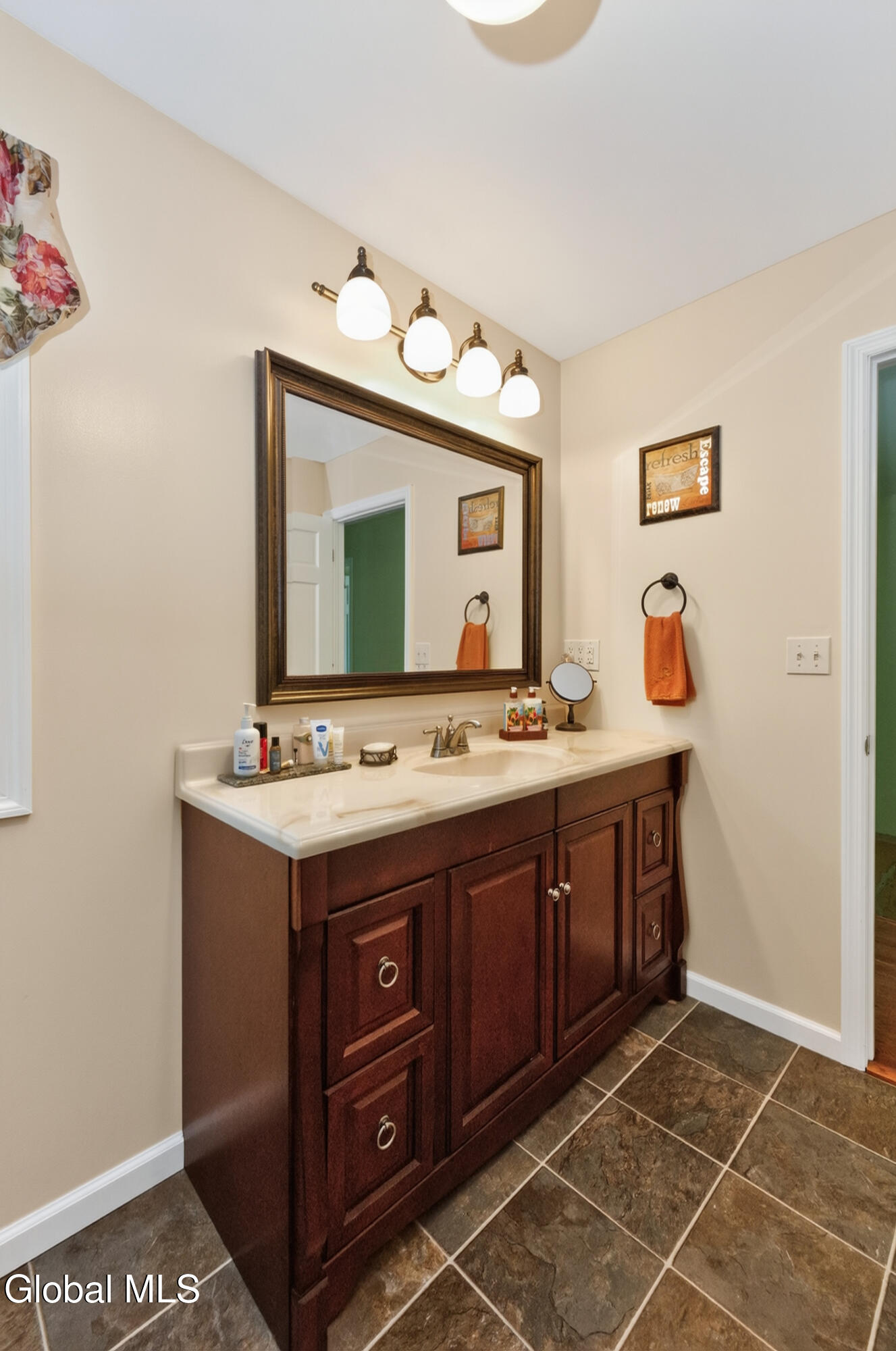 160 Hidley Road Wynantskill NY 12198