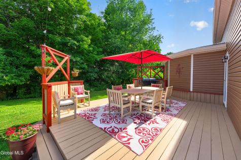 160 Hidley Road Wynantskill NY 12198