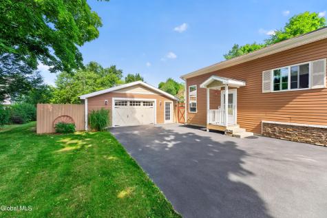 160 Hidley Road Wynantskill NY 12198