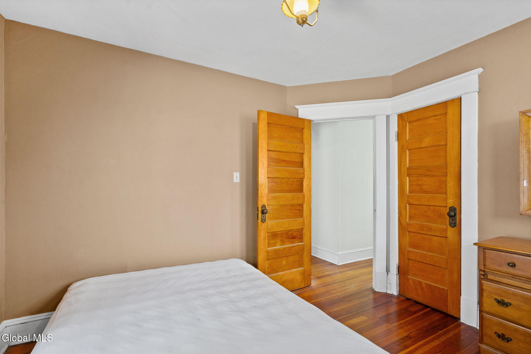 1053 Garner Avenue Schenectady NY 12309