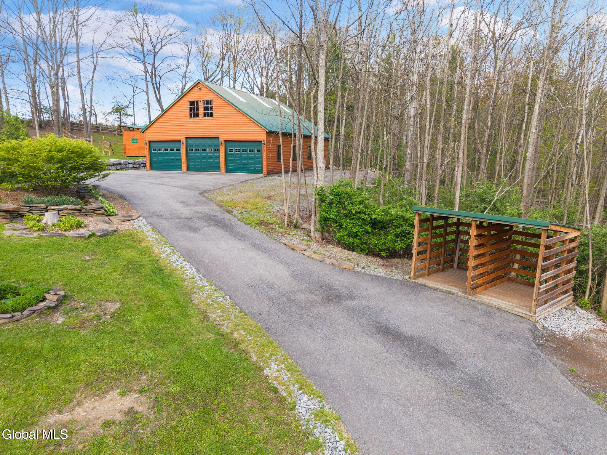 284 Sprakers Road Sloansville NY 12160