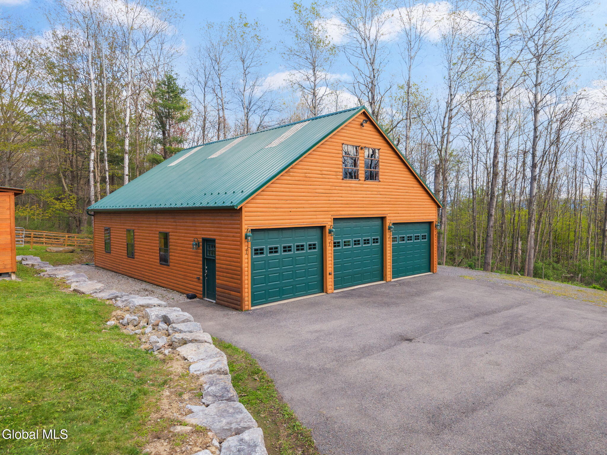 284 Sprakers Road Sloansville NY 12160