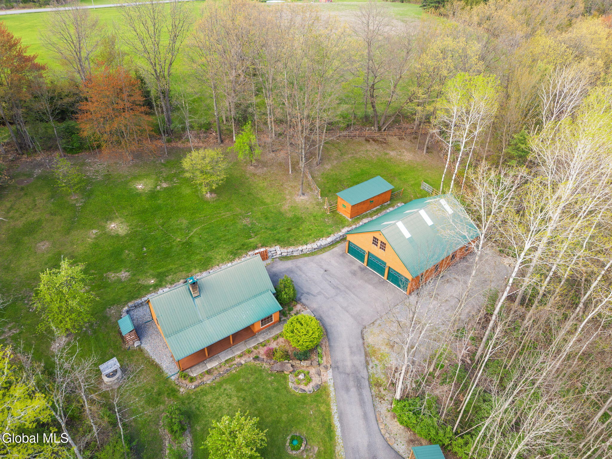 284 Sprakers Road Sloansville NY 12160