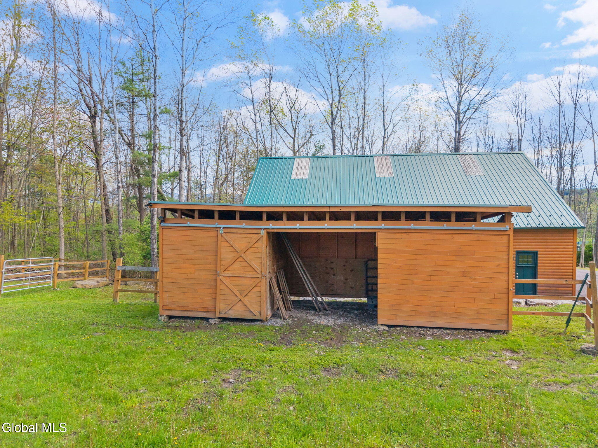 284 Sprakers Road Sloansville NY 12160