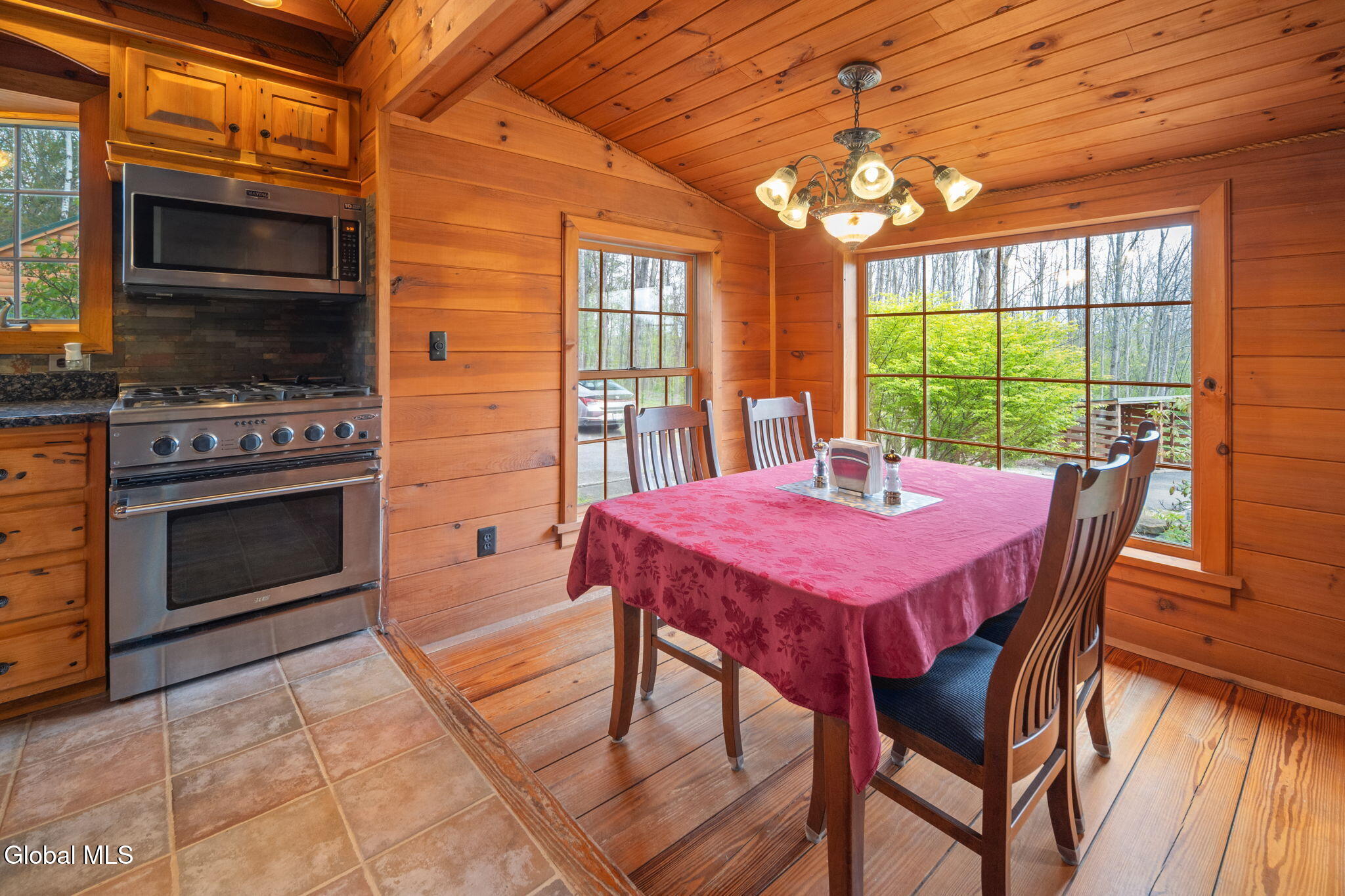 284 Sprakers Road Sloansville NY 12160