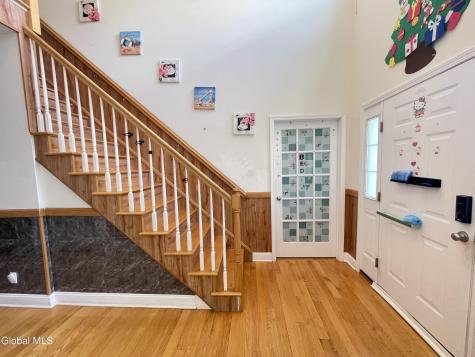29 Andrew Court Guilderland NY 12203