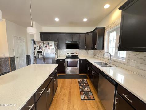 29 Andrew Court Guilderland NY 12203