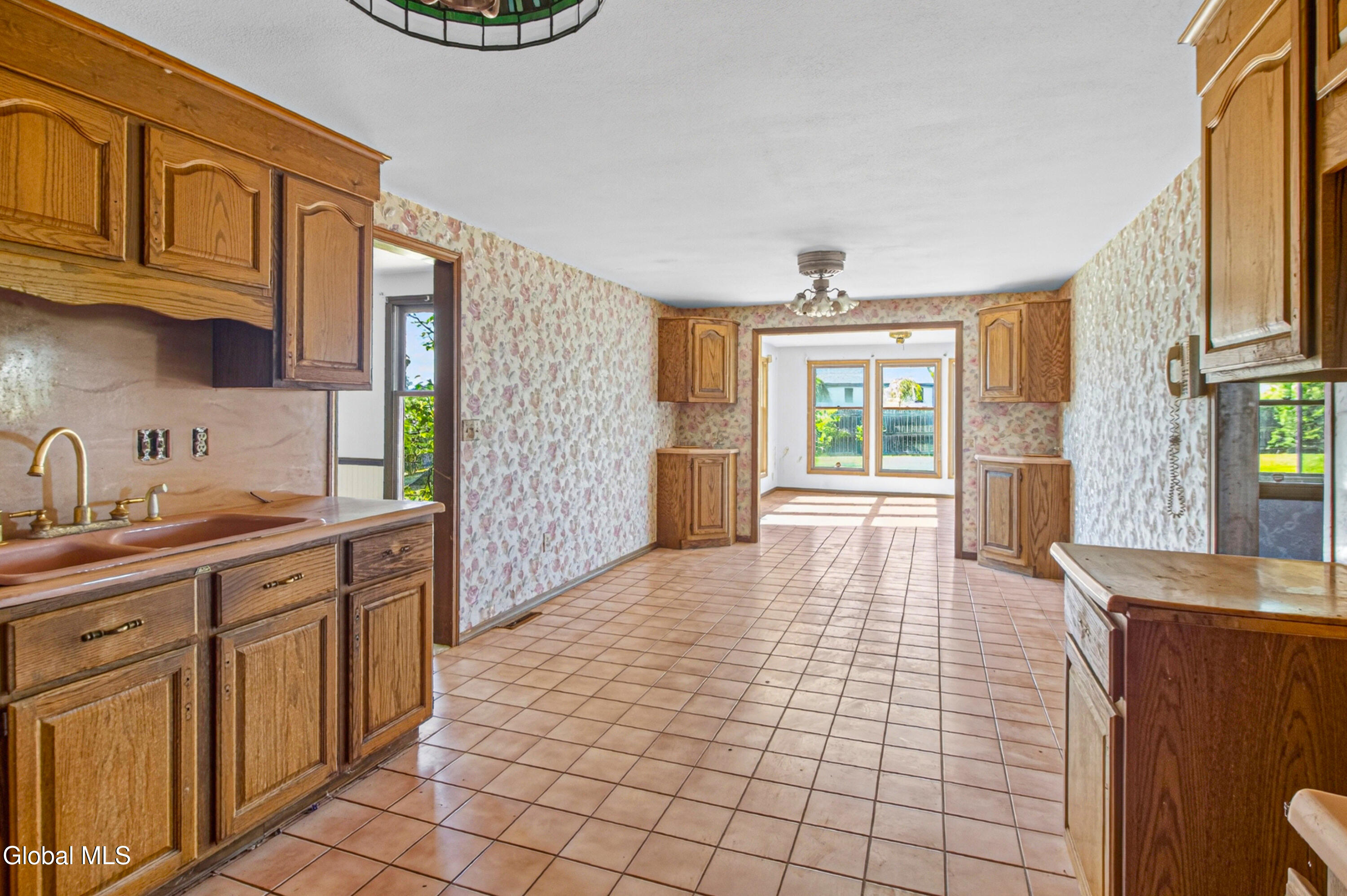 7195 Opal Drive Liverpool NY 13088