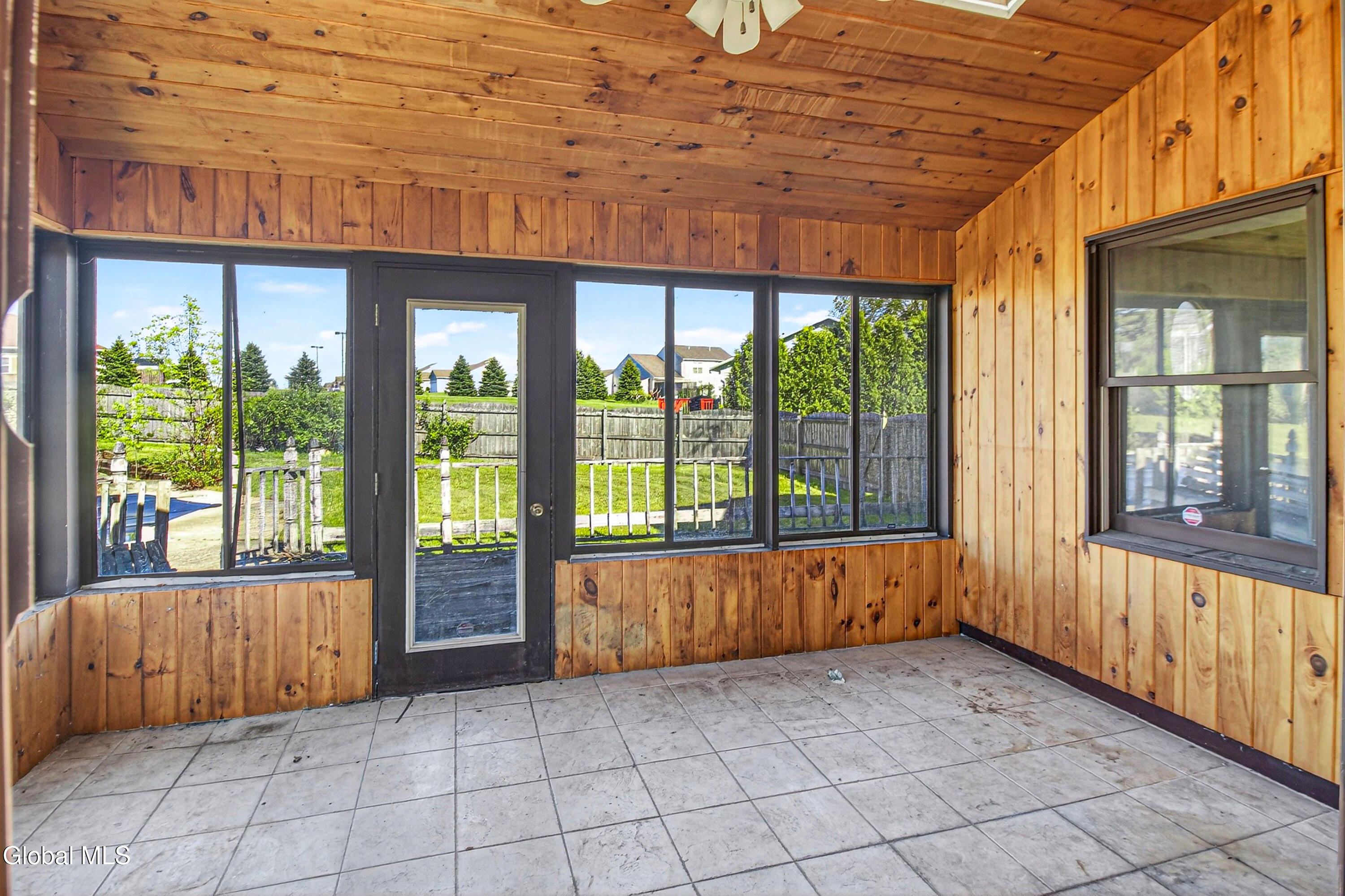 7195 Opal Drive Liverpool NY 13088