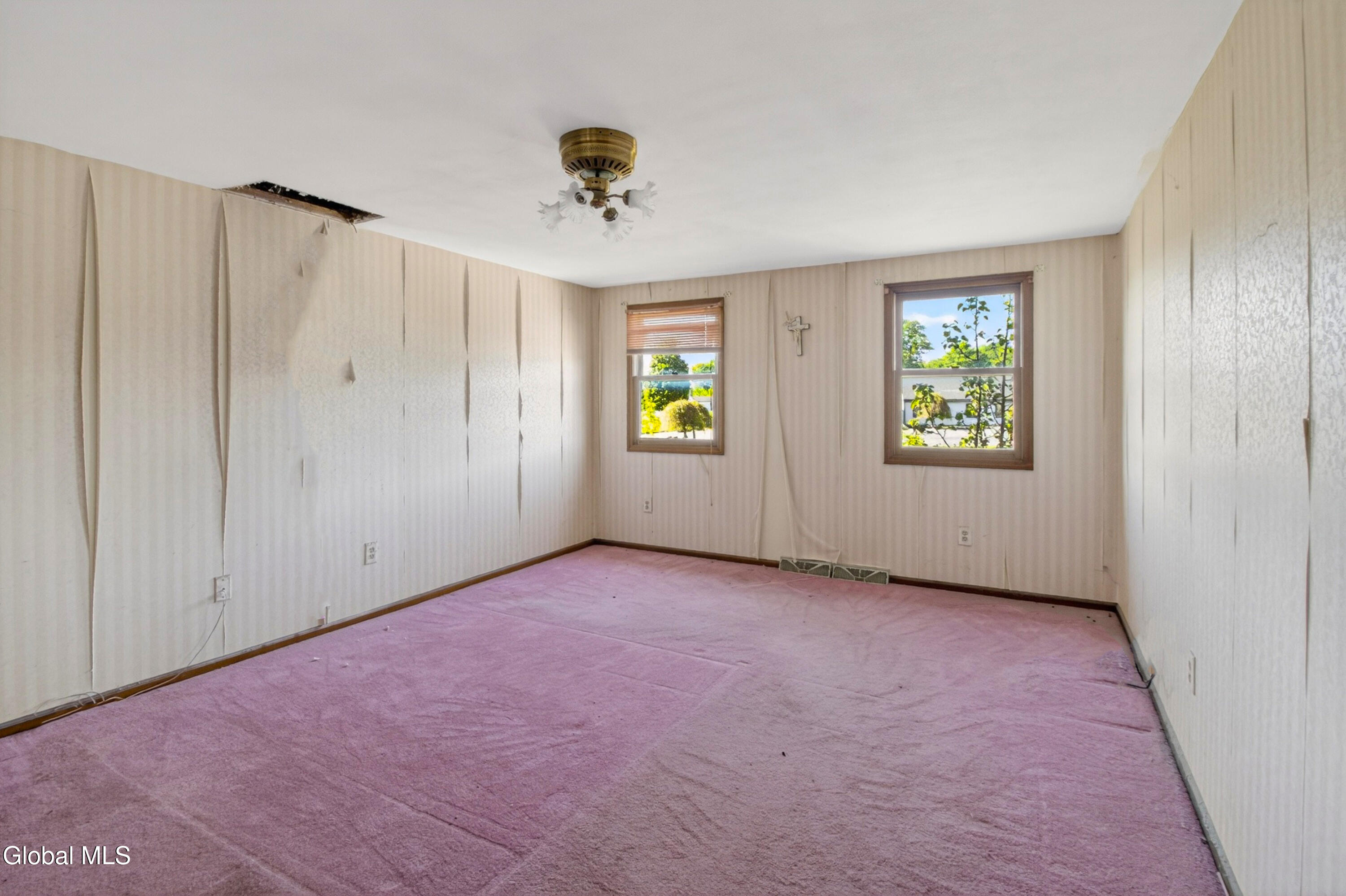 7195 Opal Drive Liverpool NY 13088