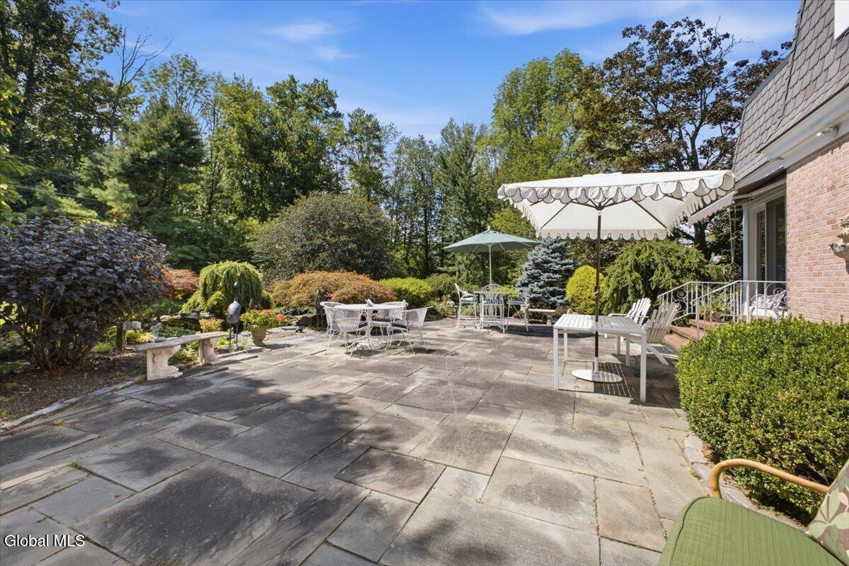27 S Sheraton Lane Queensbury NY 12804