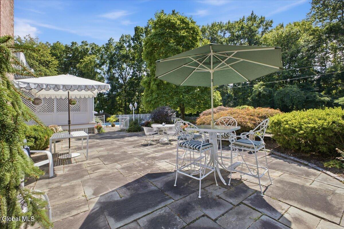 27 S Sheraton Lane Queensbury NY 12804