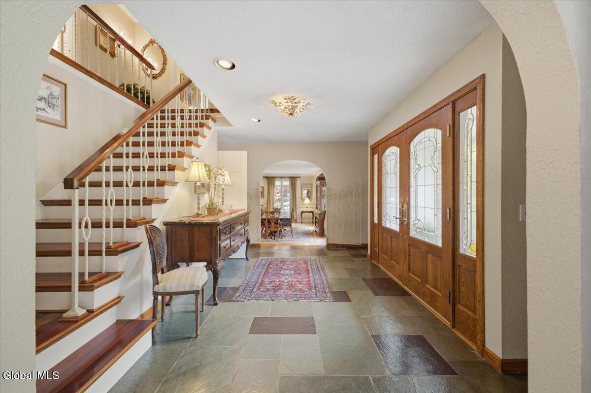 27 S Sheraton Lane Queensbury NY 12804