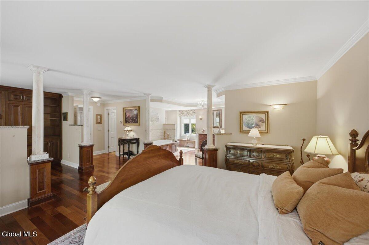 27 S Sheraton Lane Queensbury NY 12804
