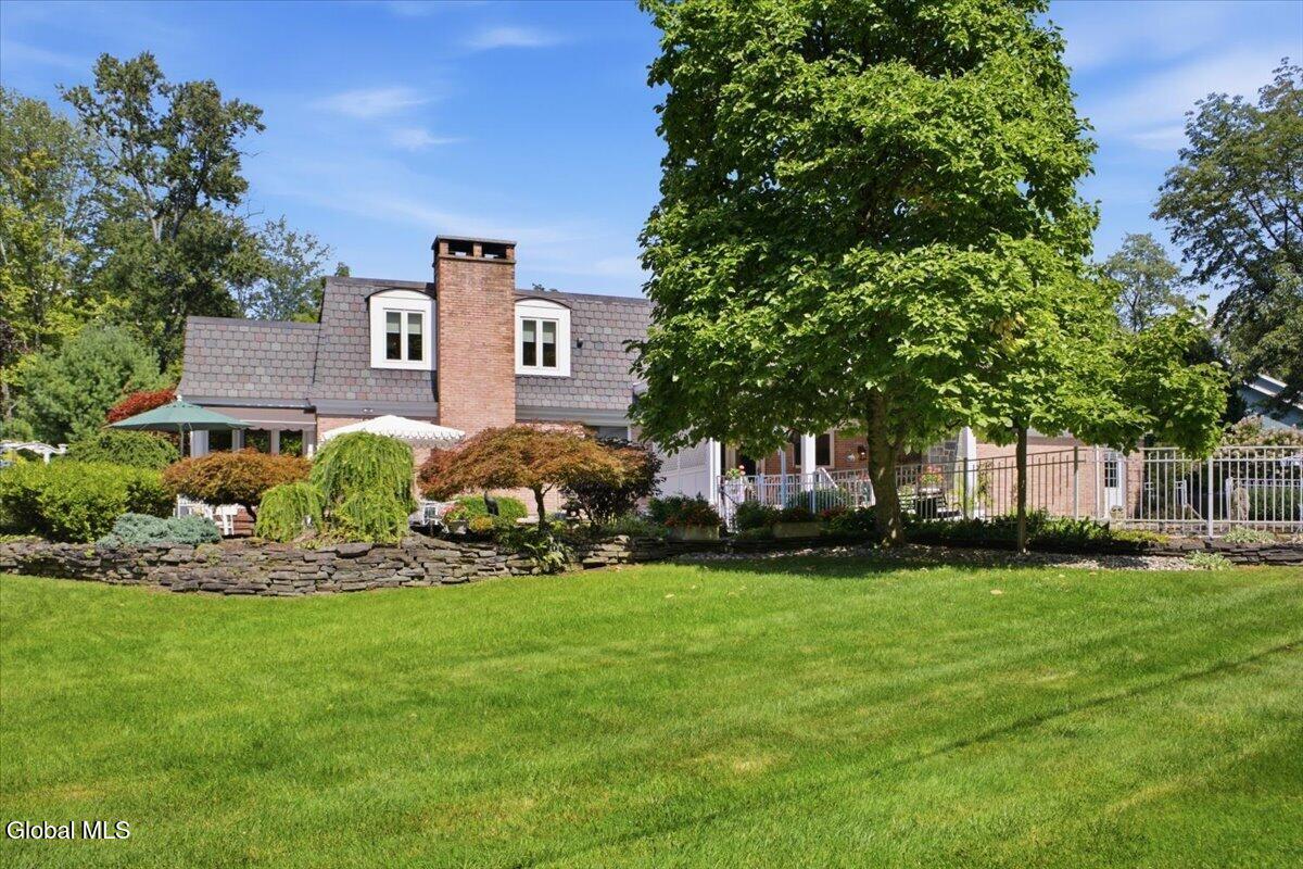 27 S Sheraton Lane Queensbury NY 12804