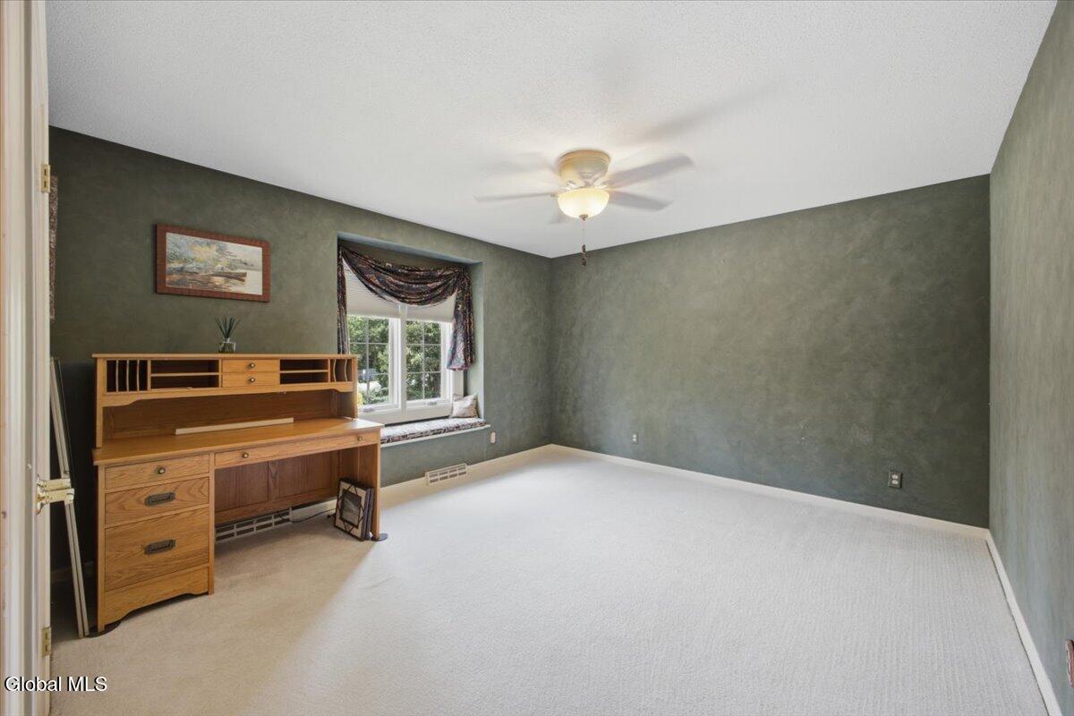27 S Sheraton Lane Queensbury NY 12804