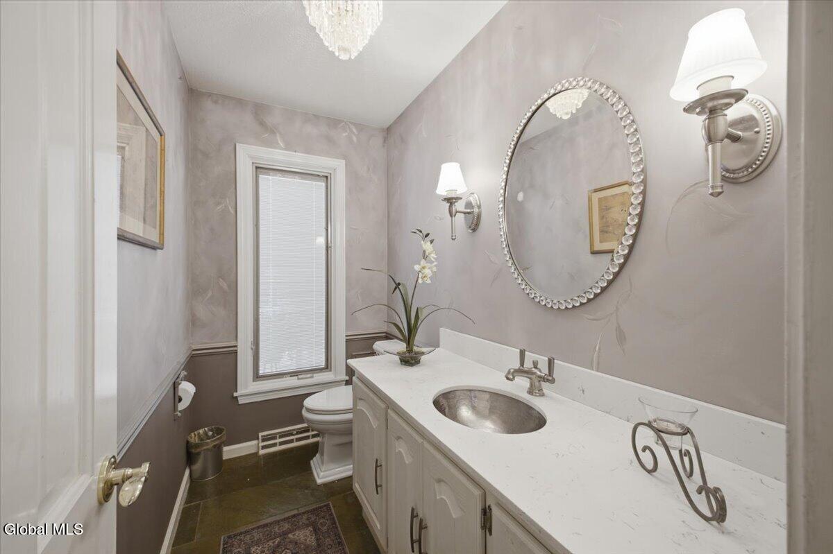 27 S Sheraton Lane Queensbury NY 12804