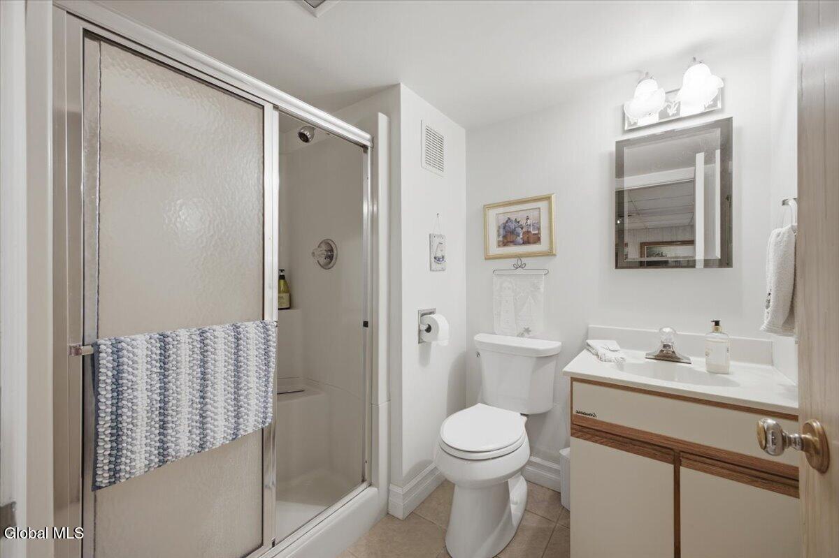 27 S Sheraton Lane Queensbury NY 12804