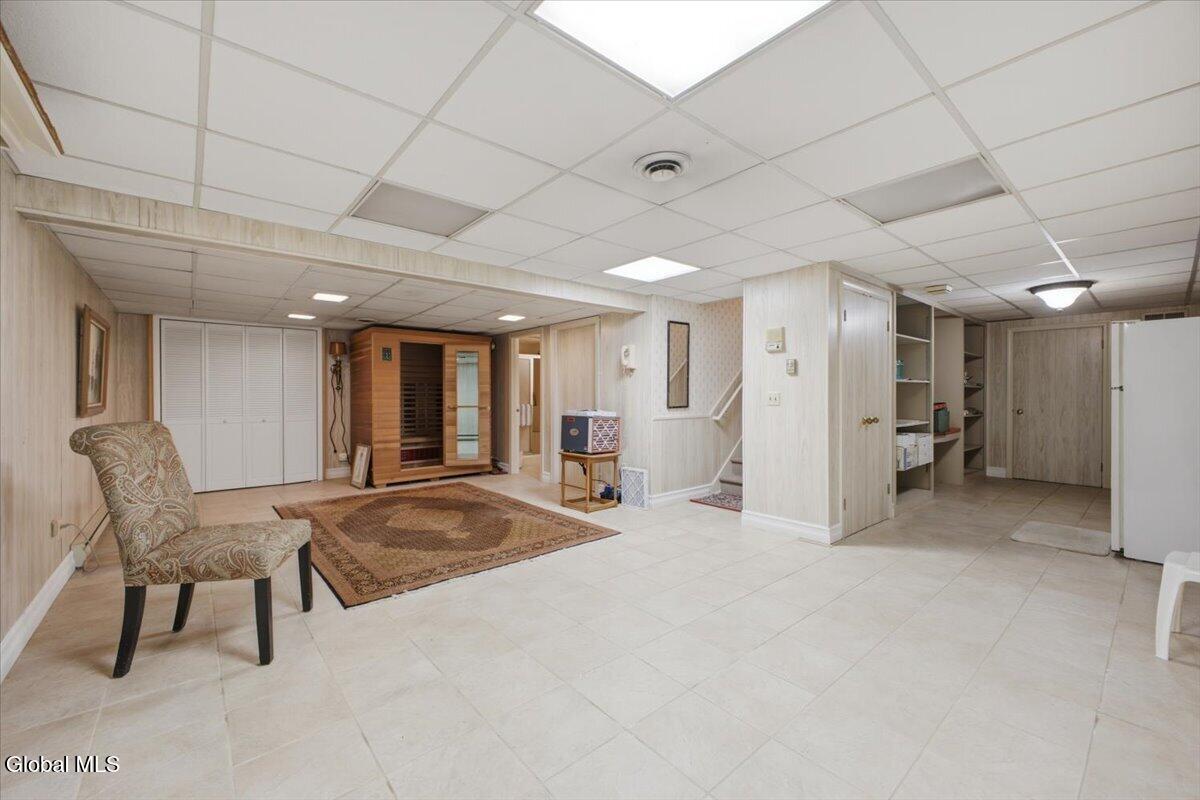 27 S Sheraton Lane Queensbury NY 12804