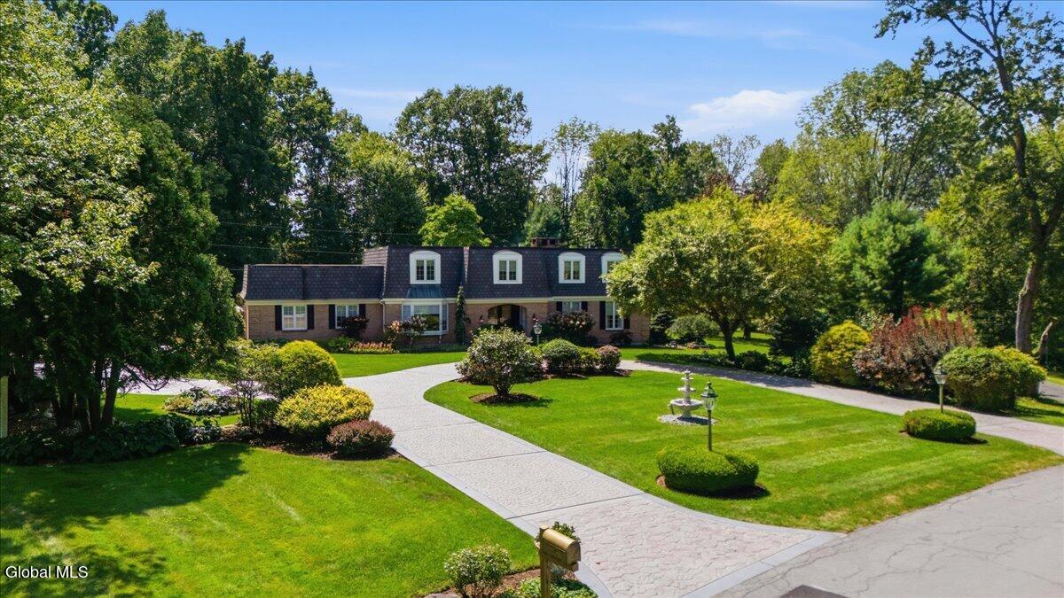 27 S Sheraton Lane Queensbury NY 12804