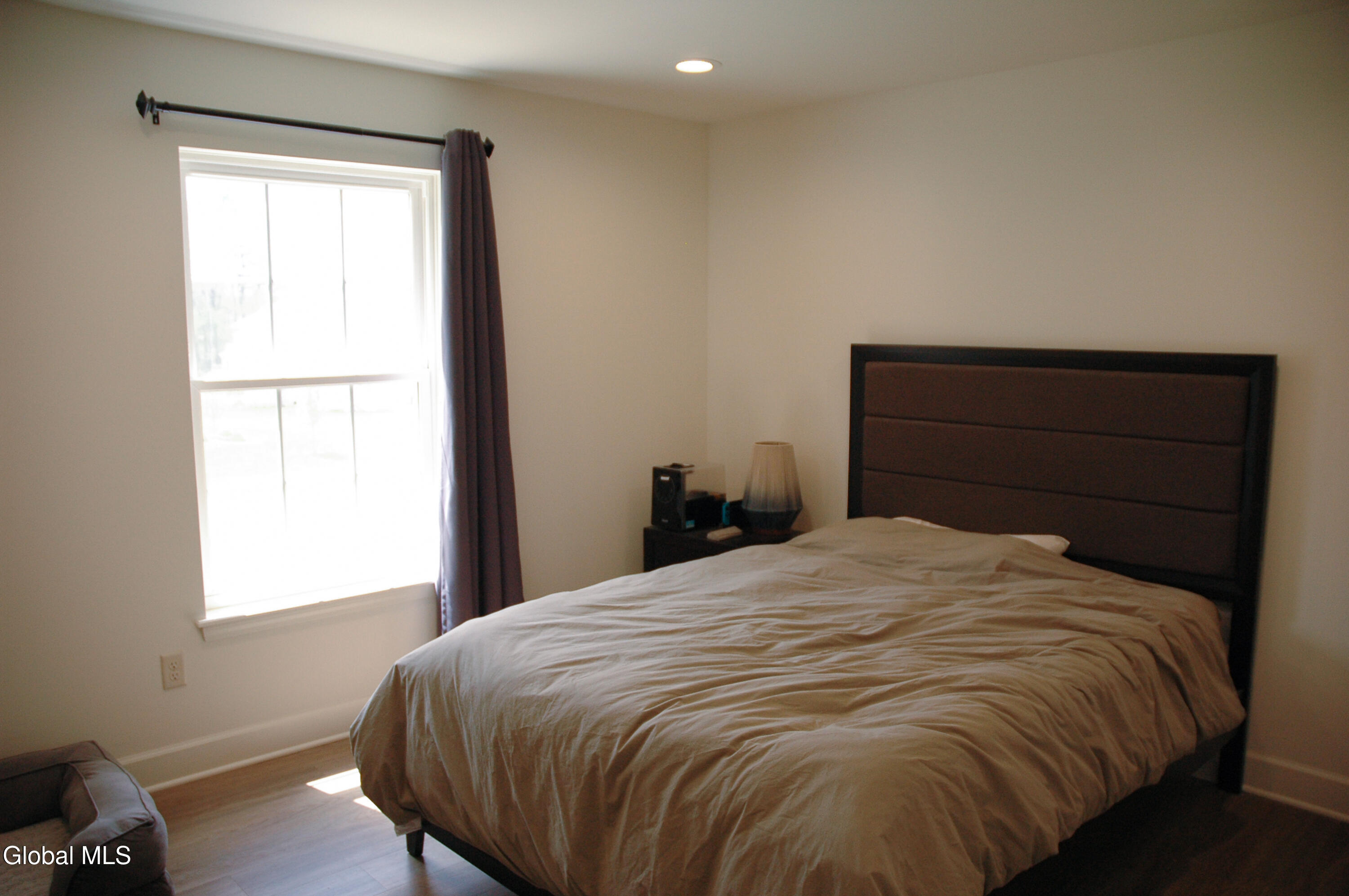 27 Spencer Street Clifton Park NY 12065