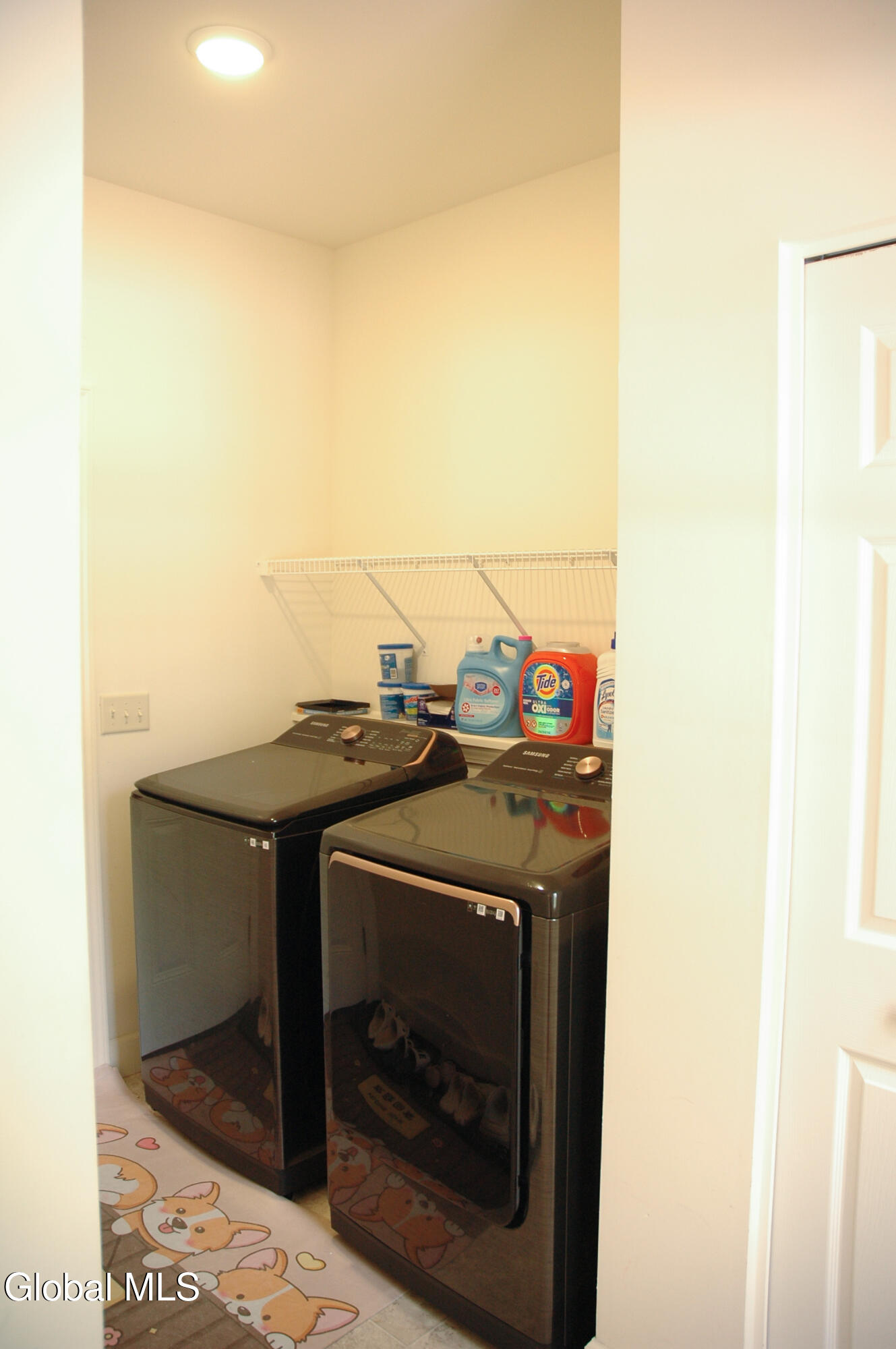 27 Spencer Street Clifton Park NY 12065